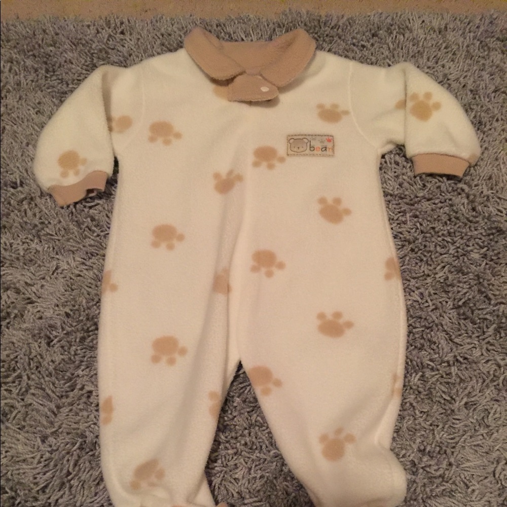 NWOT - soft zip front footies